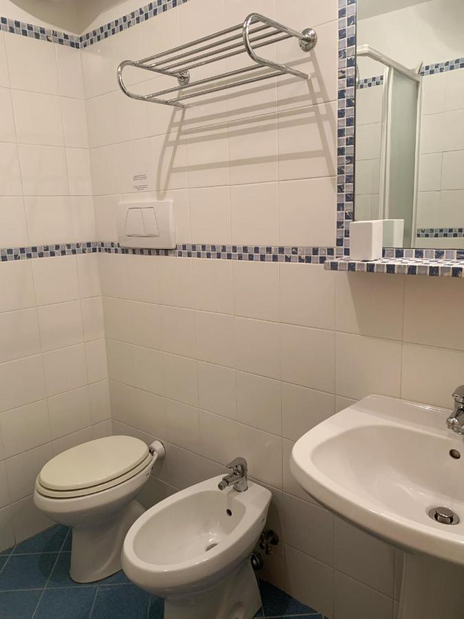 Chiaraluce Country House Massignano Екстериор снимка