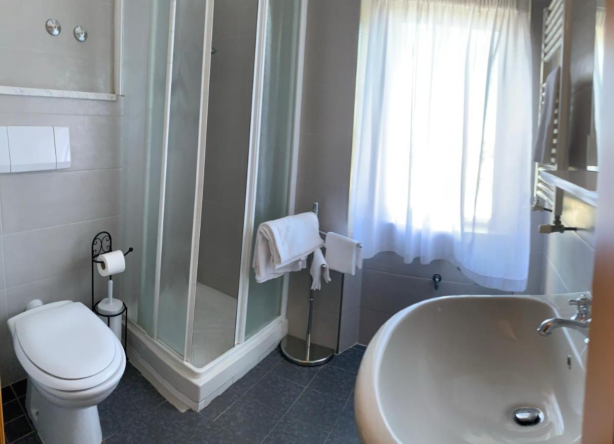 Chiaraluce Country House Massignano Екстериор снимка